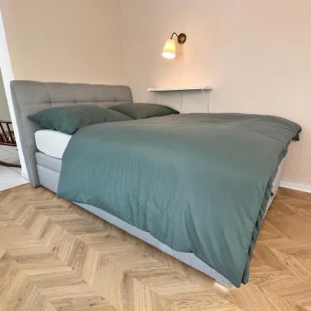 Entenbruecke - Ruhig Wohnen, Schnell In Stuttgart Apartment